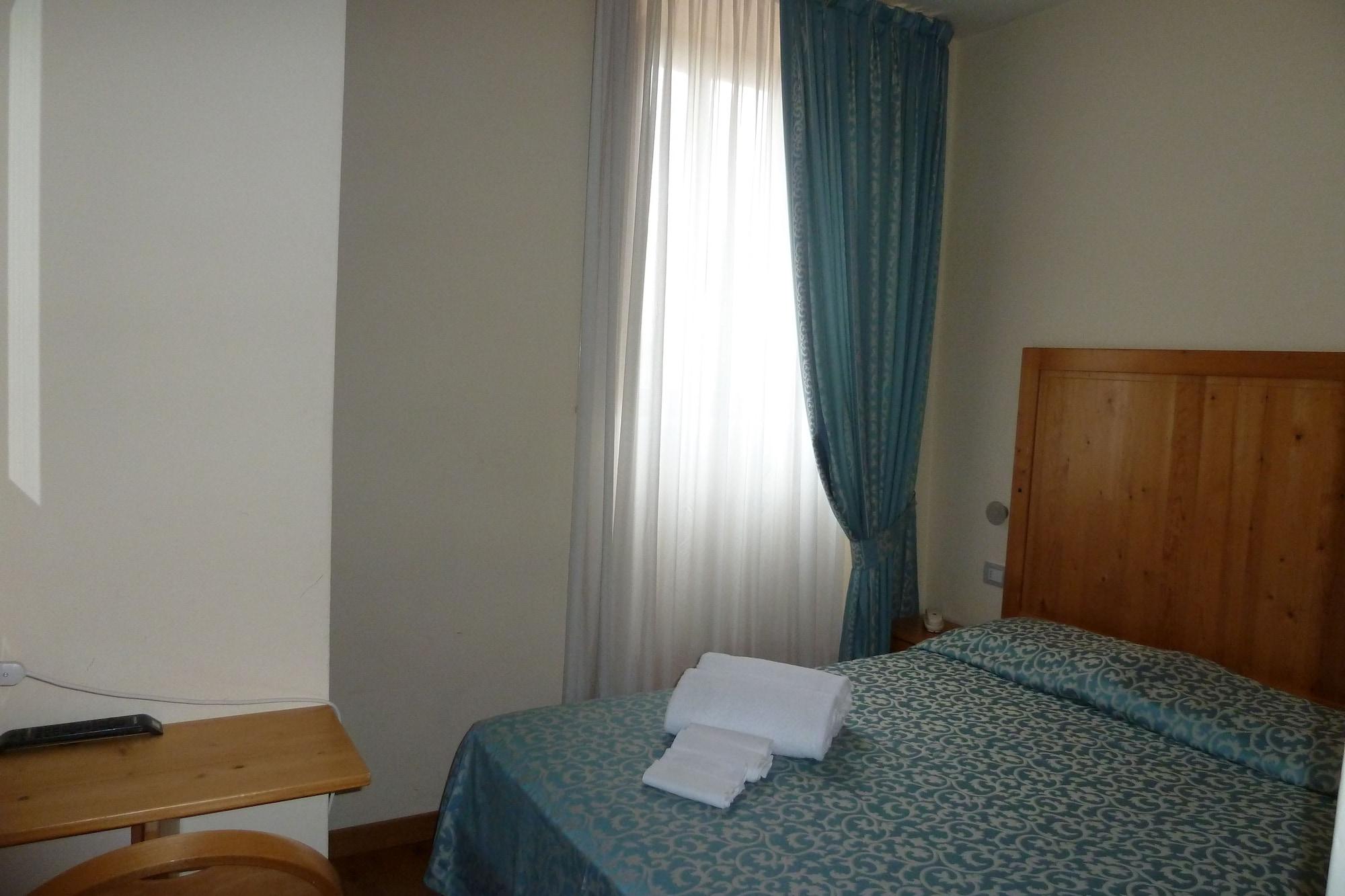 Hotel Tre Ceri Gubbio Eksteriør bilde