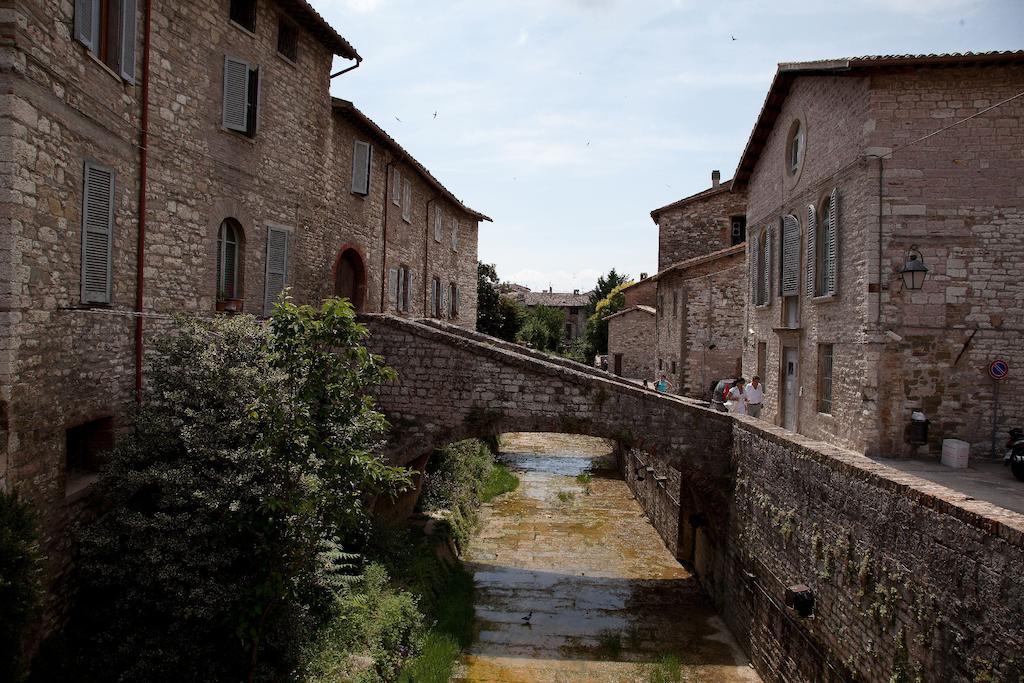 Hotel Tre Ceri Gubbio Eksteriør bilde