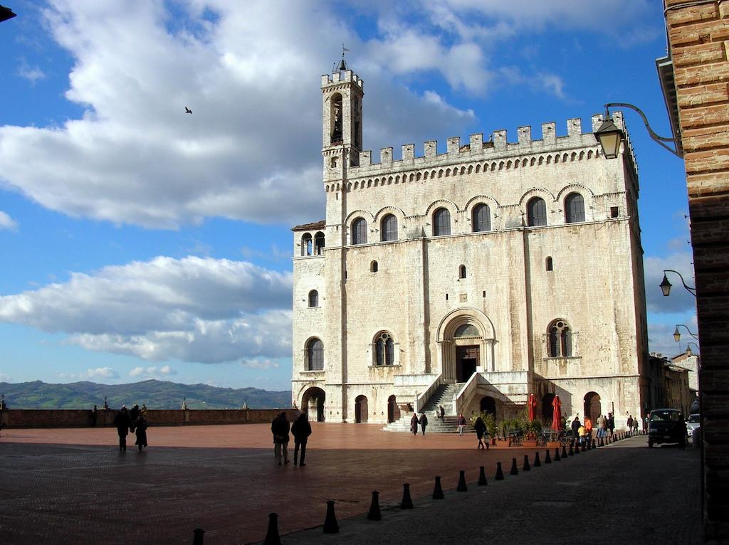 Hotel Tre Ceri Gubbio Eksteriør bilde